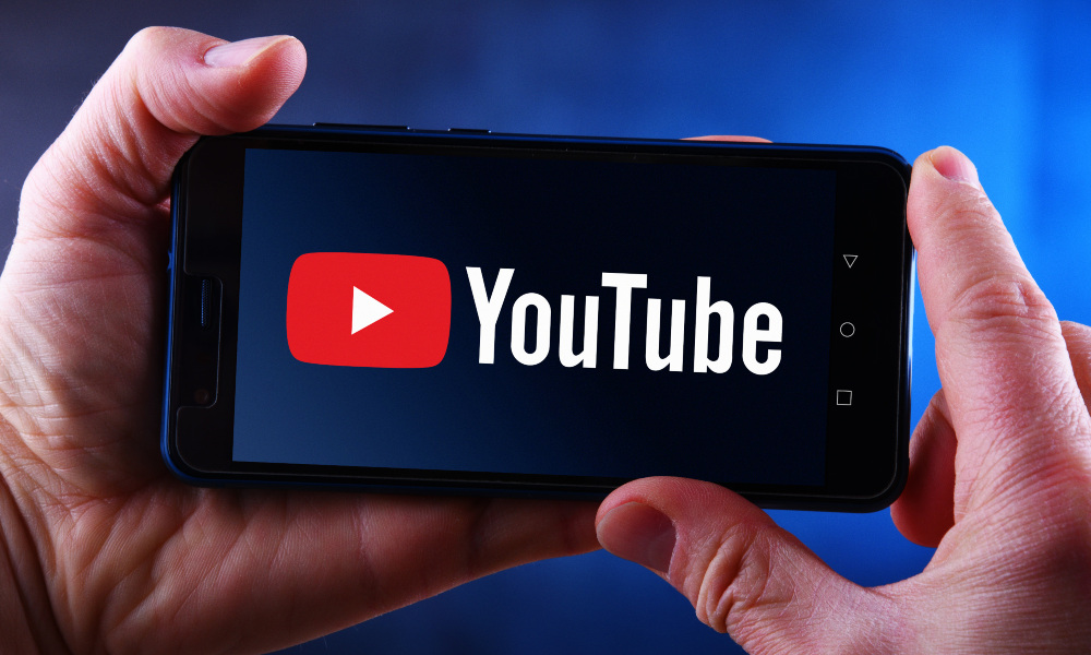 На фоне замедления YouTube растут аудиторные показатели отечественных видеосервисов