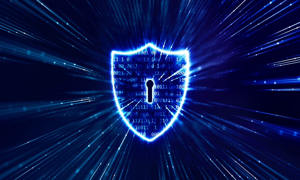 Кибербезопасность по-русски: пираты, подрядчики и «человек в контуре»