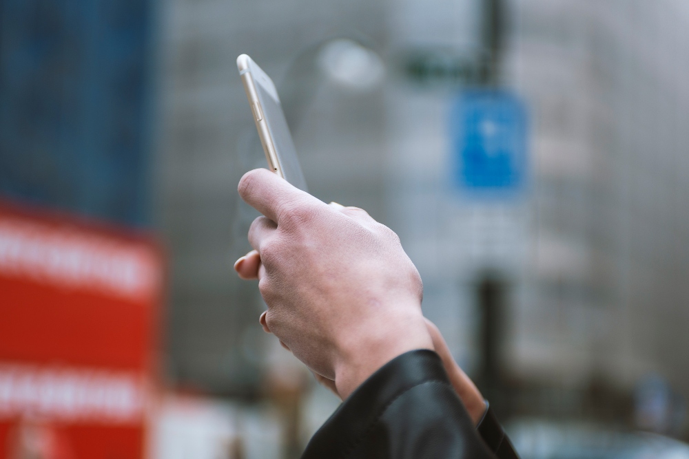 Голосовой трафик устремился вверх после блокировок звонков в мессенджерах в РФ